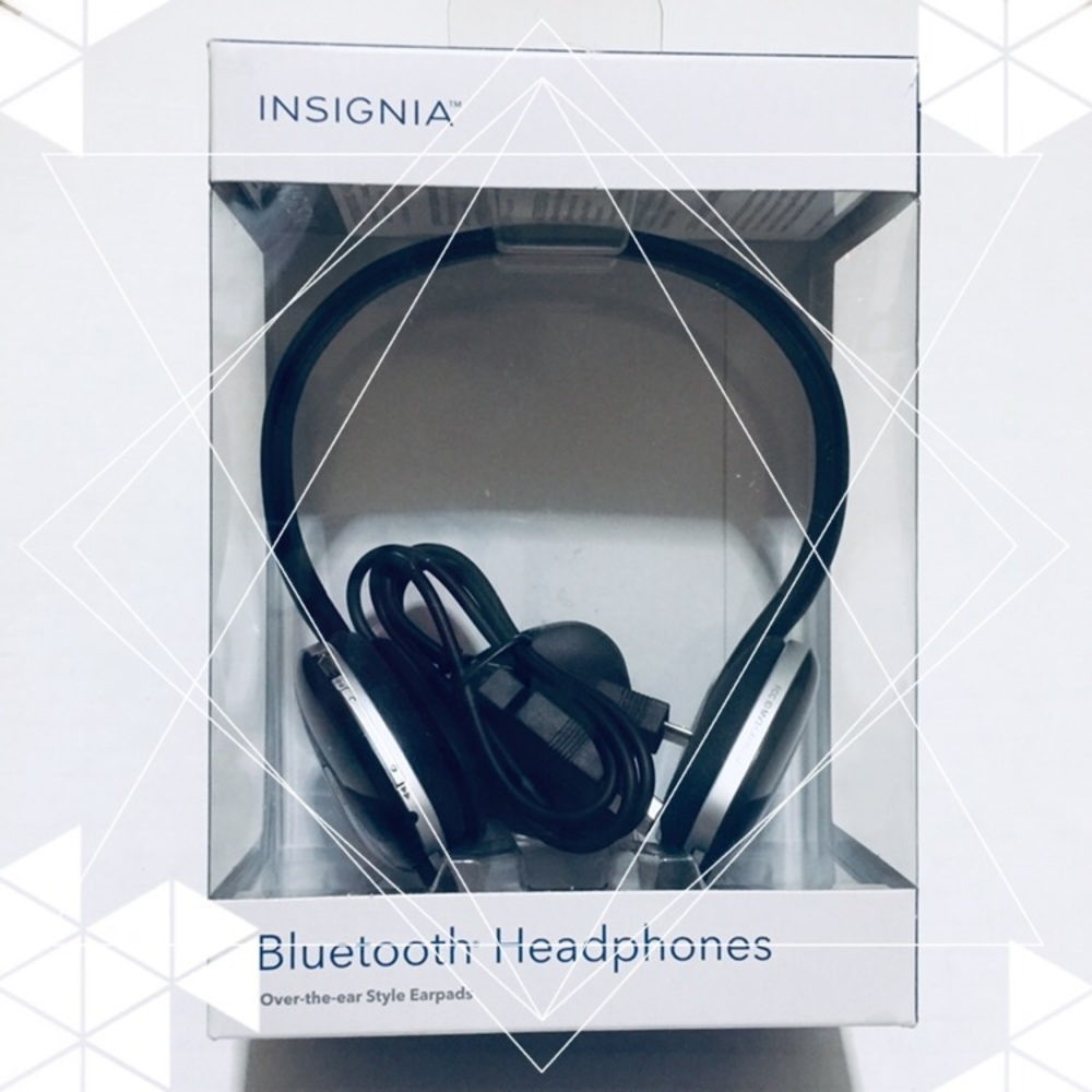 Insignia Bluetooth Wireless Headphones